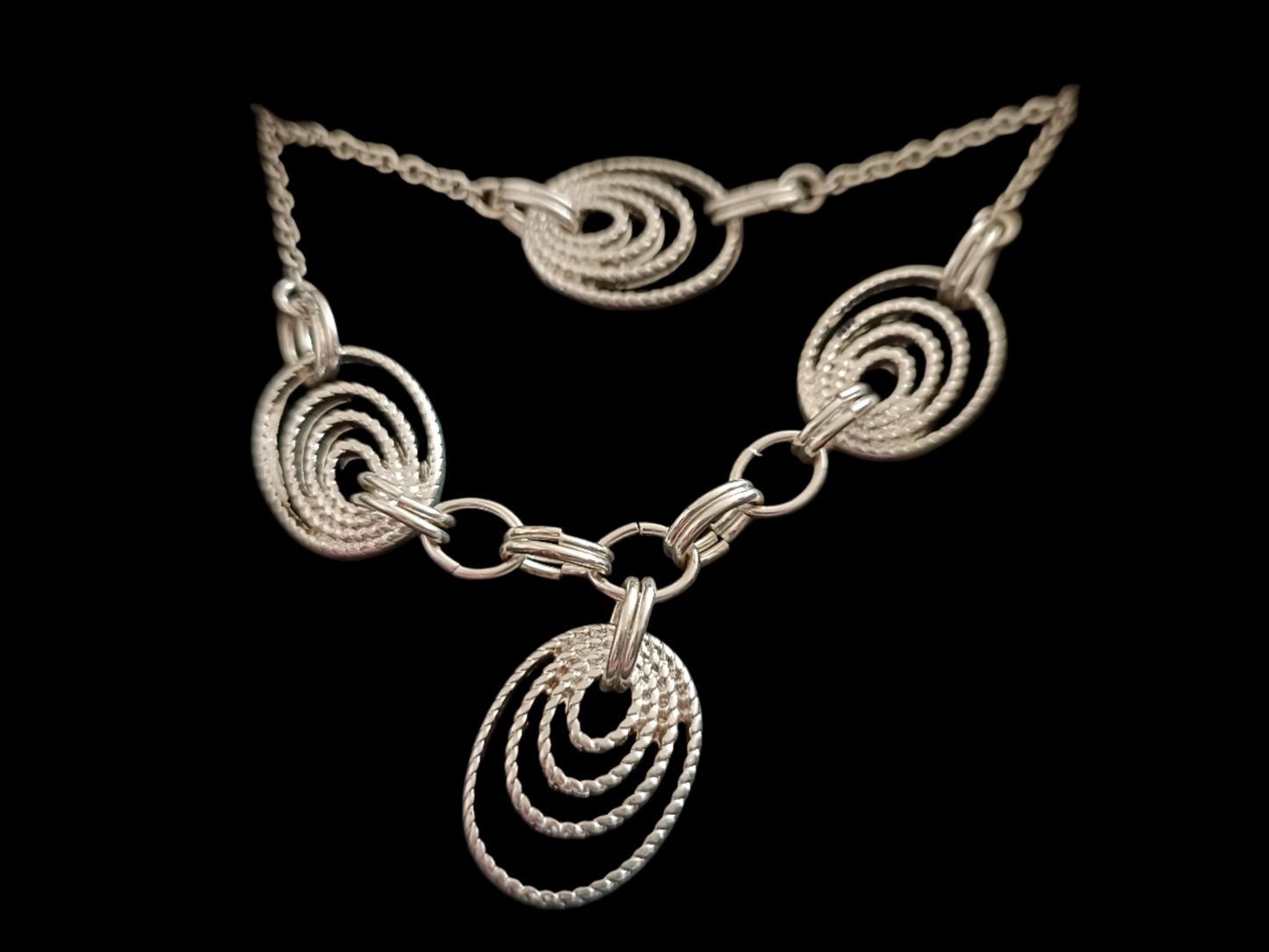 Avon Olivette Jewellery Giftset