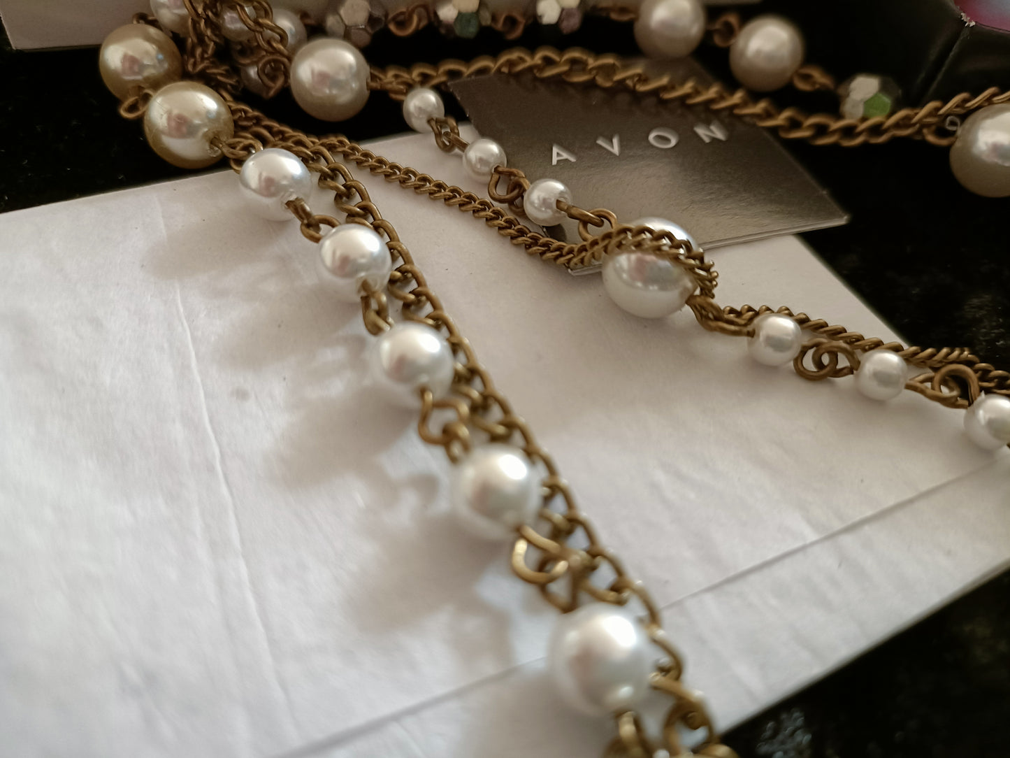 Avon Pearlesque and Chain Necklace