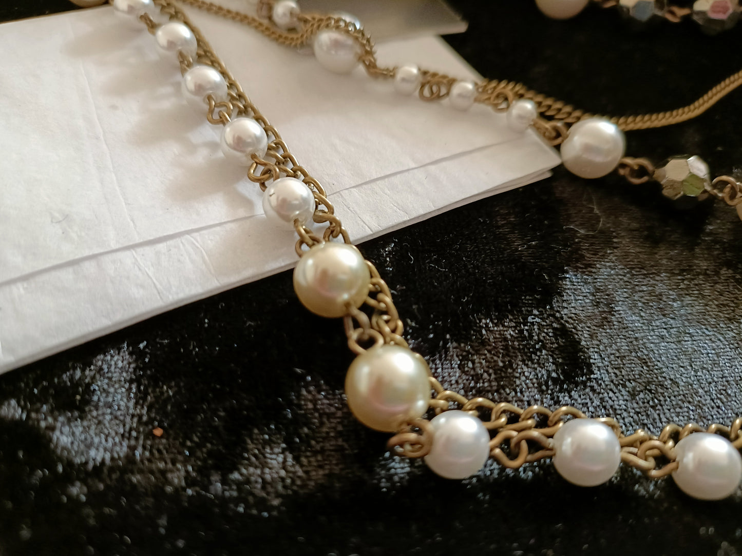 Avon Pearlesque and Chain Necklace