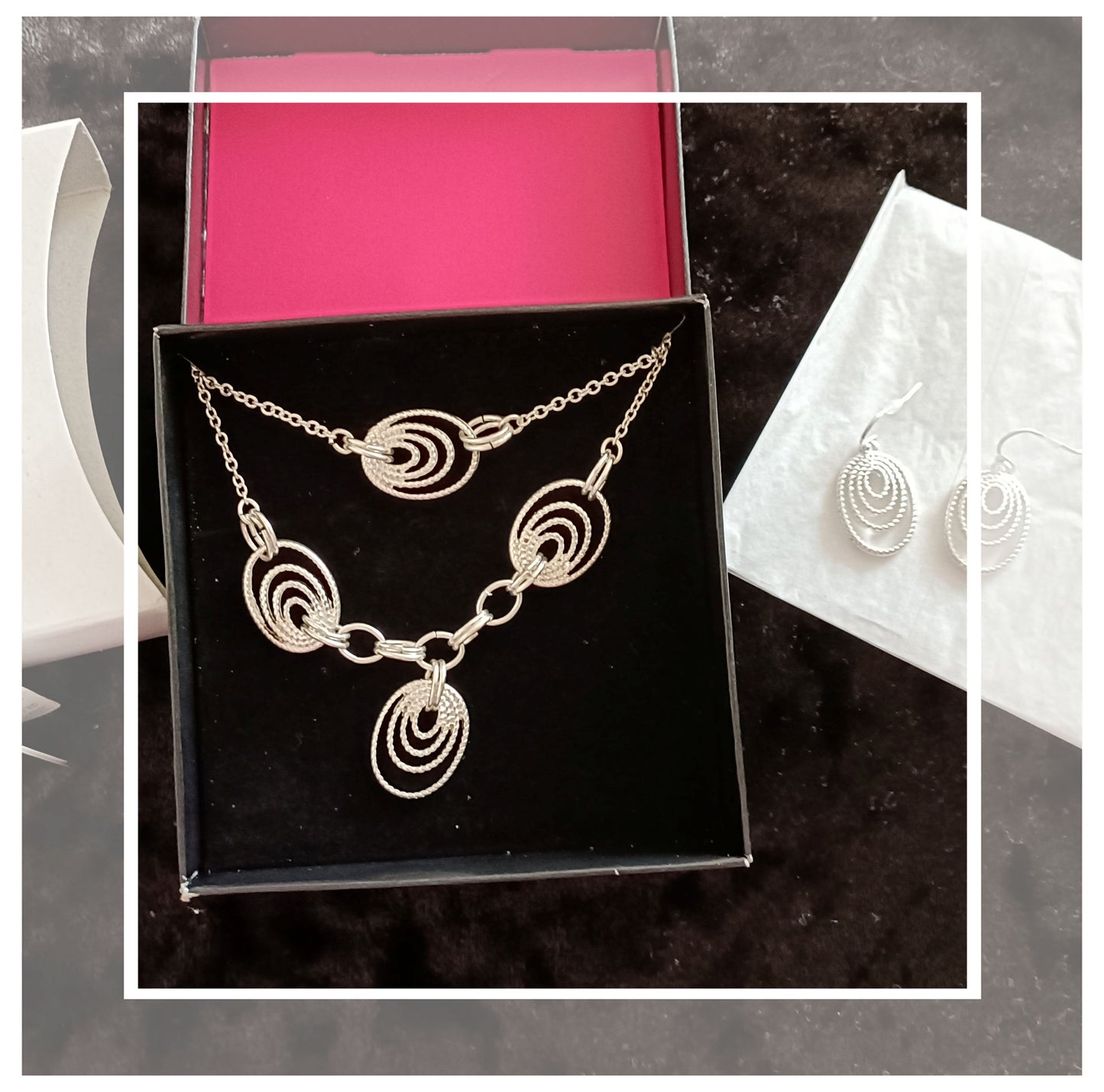 Avon Olivette Jewellery Giftset