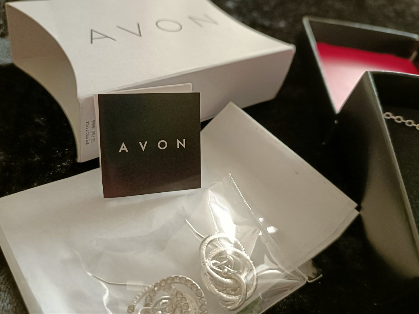 Avon Jeslyn Necklace and Earring Set