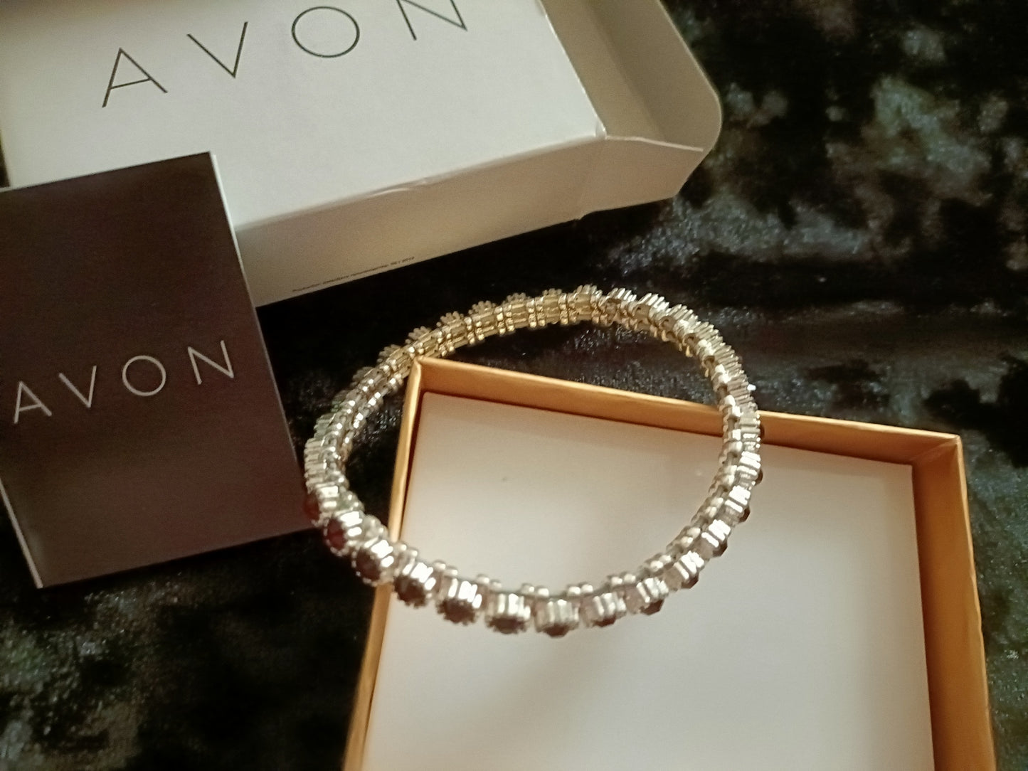 Avon Leona Birthstone Bracelet January