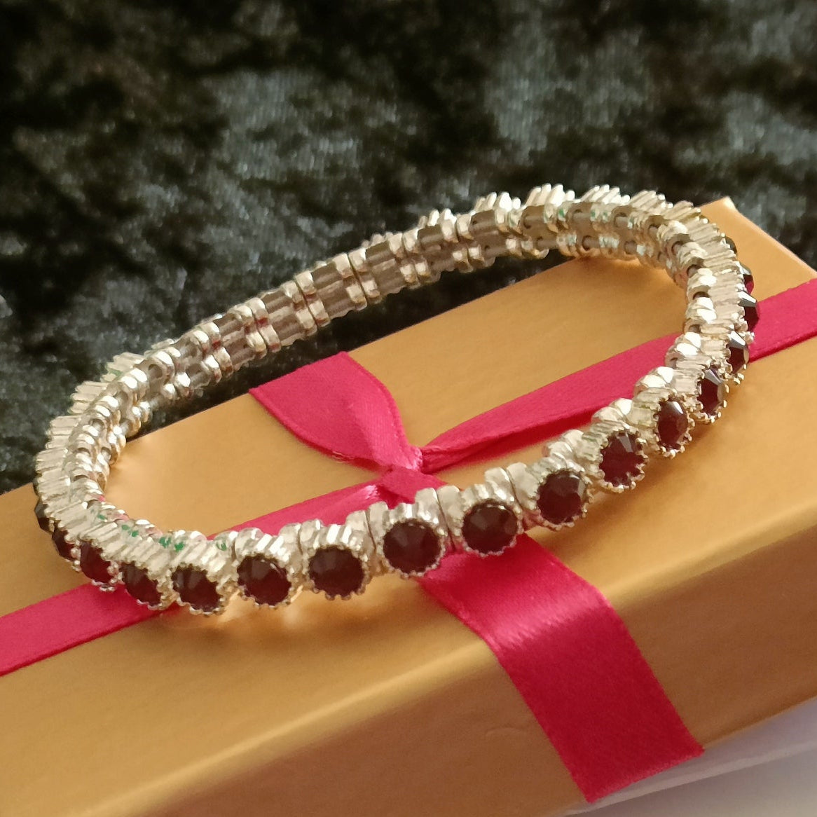 Avon Leona Birthstone Bracelet January