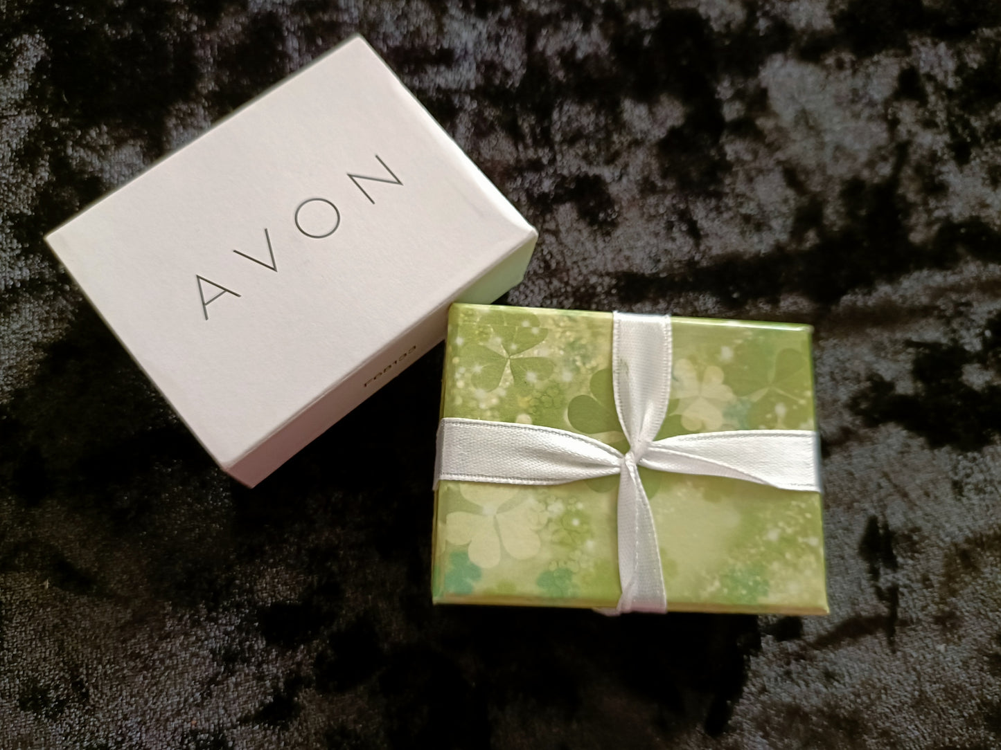 Avon Four Leaf Clover Necklace