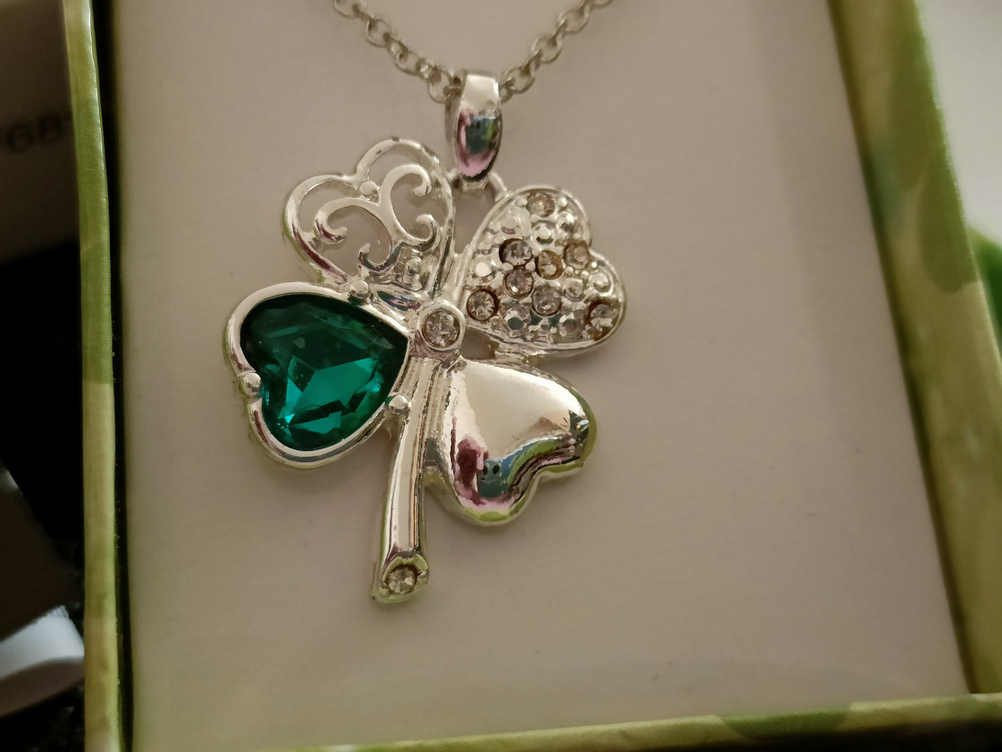 Avon Four Leaf Clover Necklace