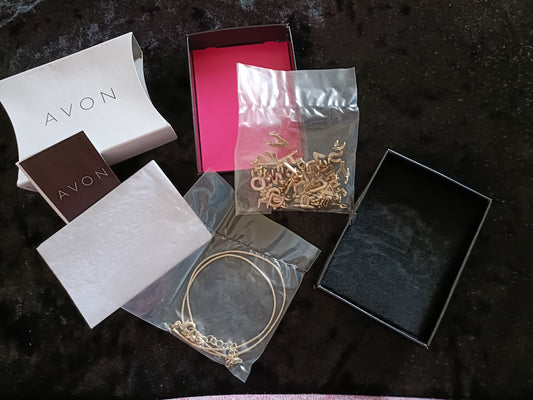 Avon Safia Necklace