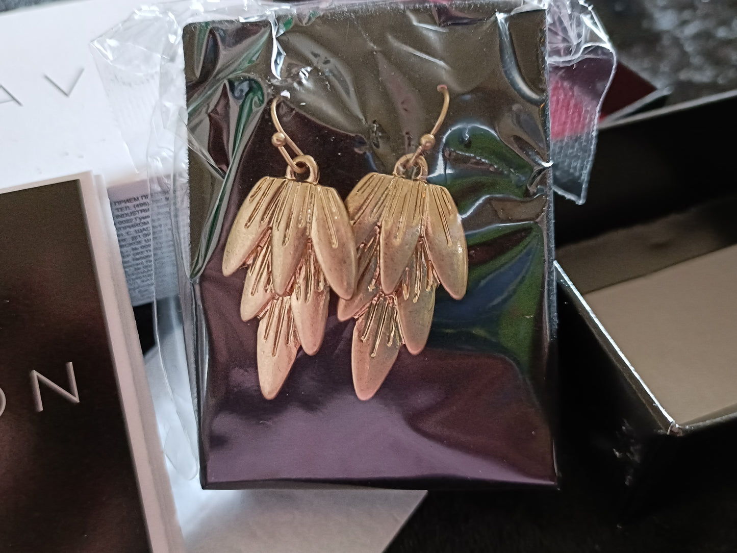 Avon Alondra Earrings