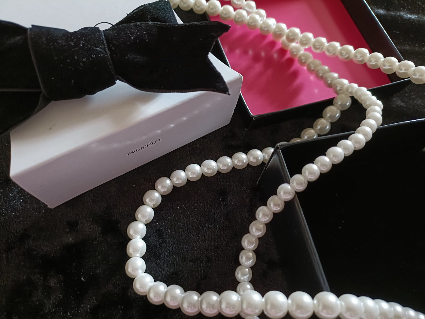 Avon Bernice Necklace with Detachable Brooch