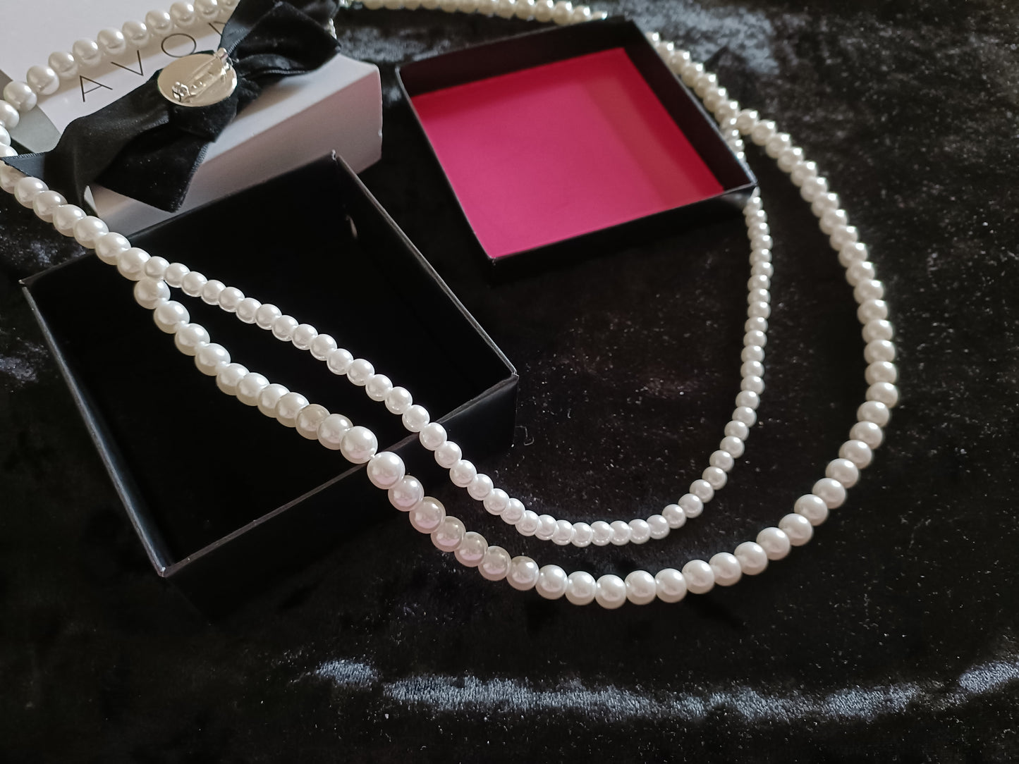 Avon Bernice Necklace with Detachable Brooch