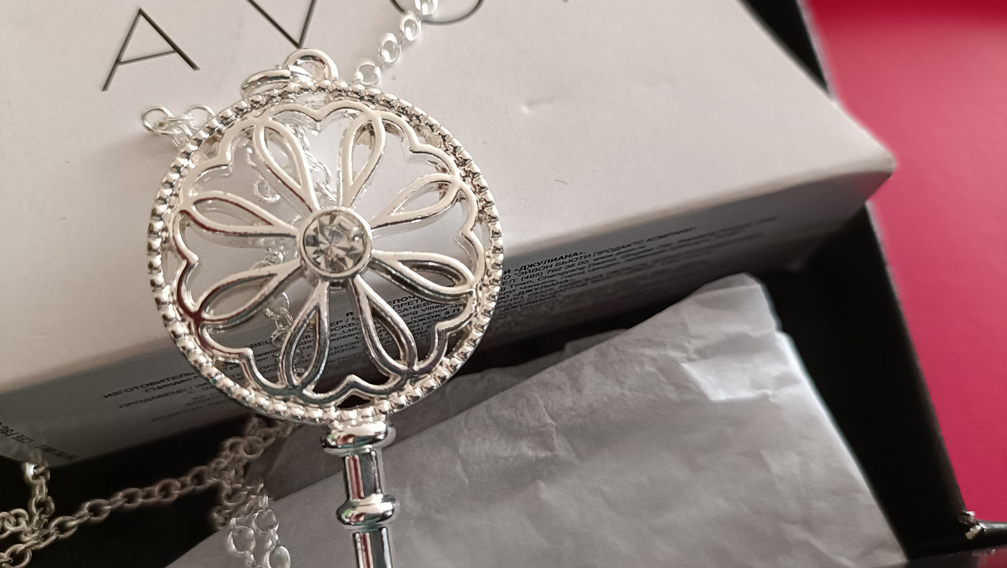 Avon Julienne Key Pendant