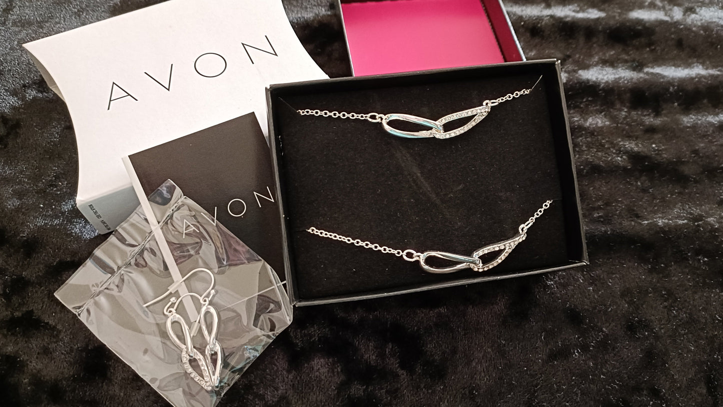 Avon Faylinn 3 Piece Jewellery Giftset