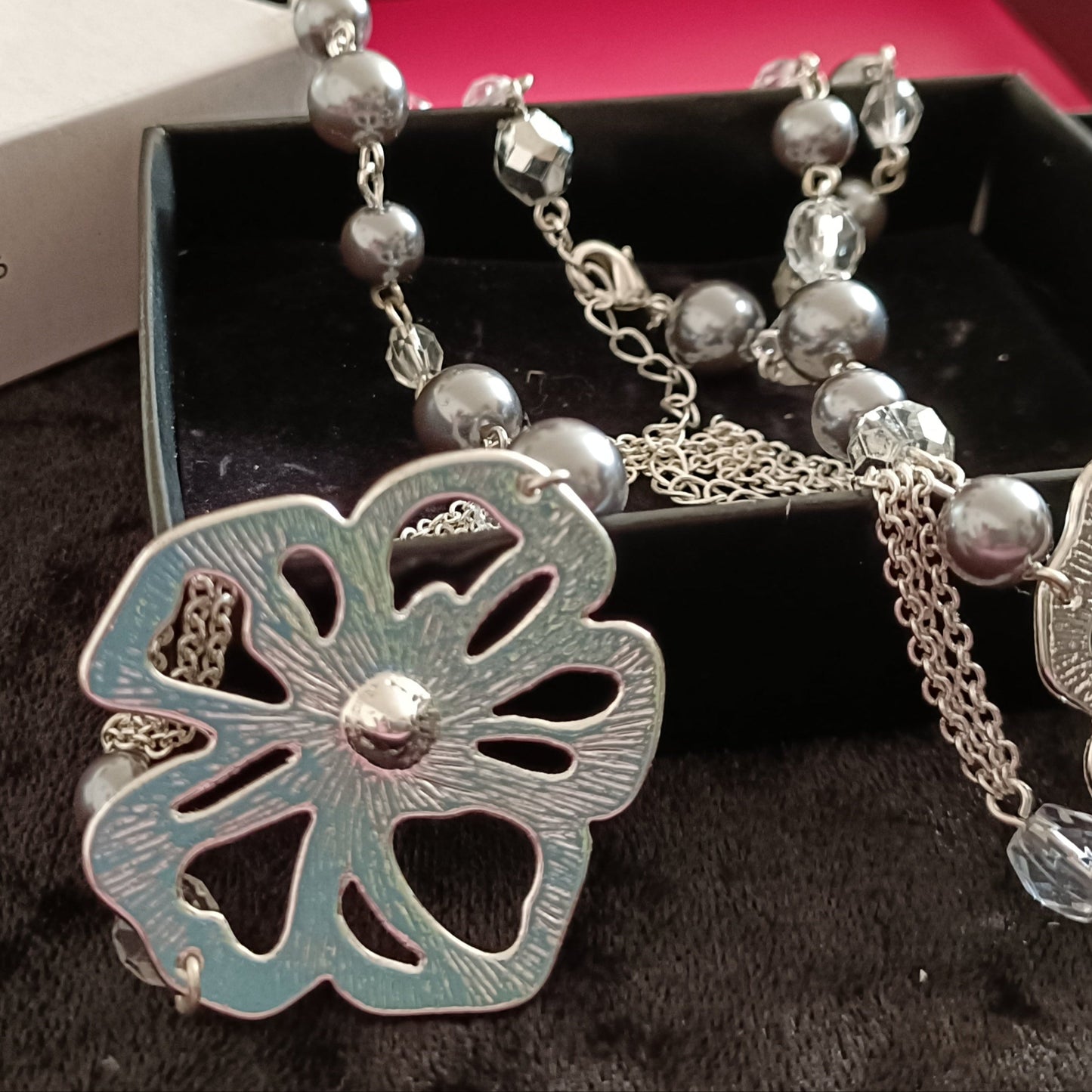 Avon Katarina Necklace