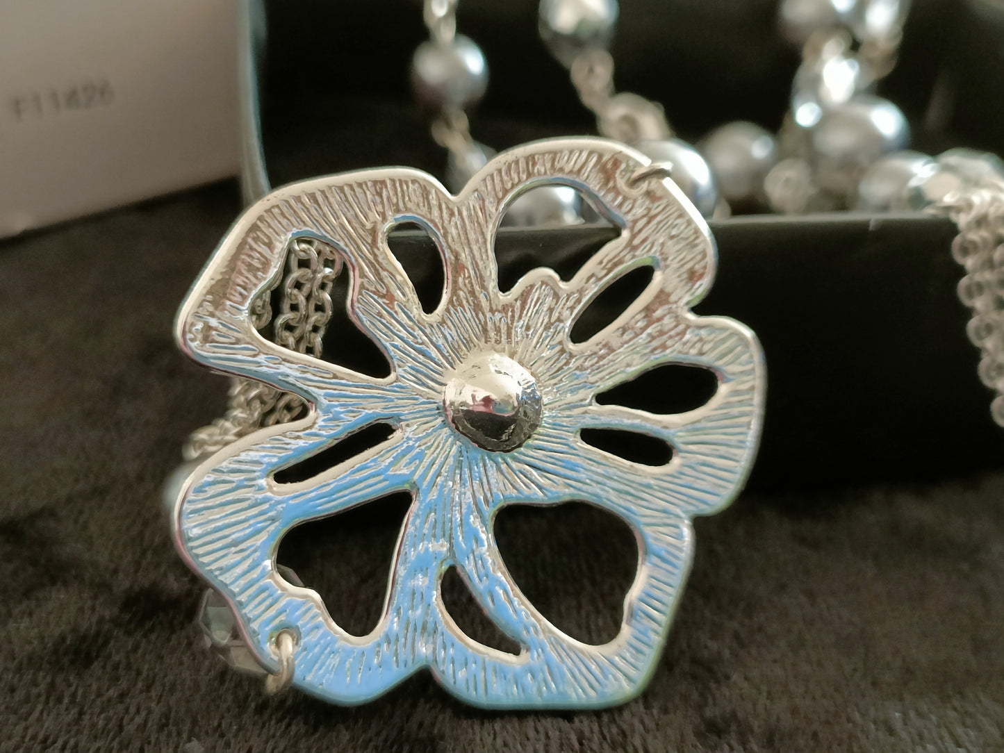 Avon Katarina Necklace
