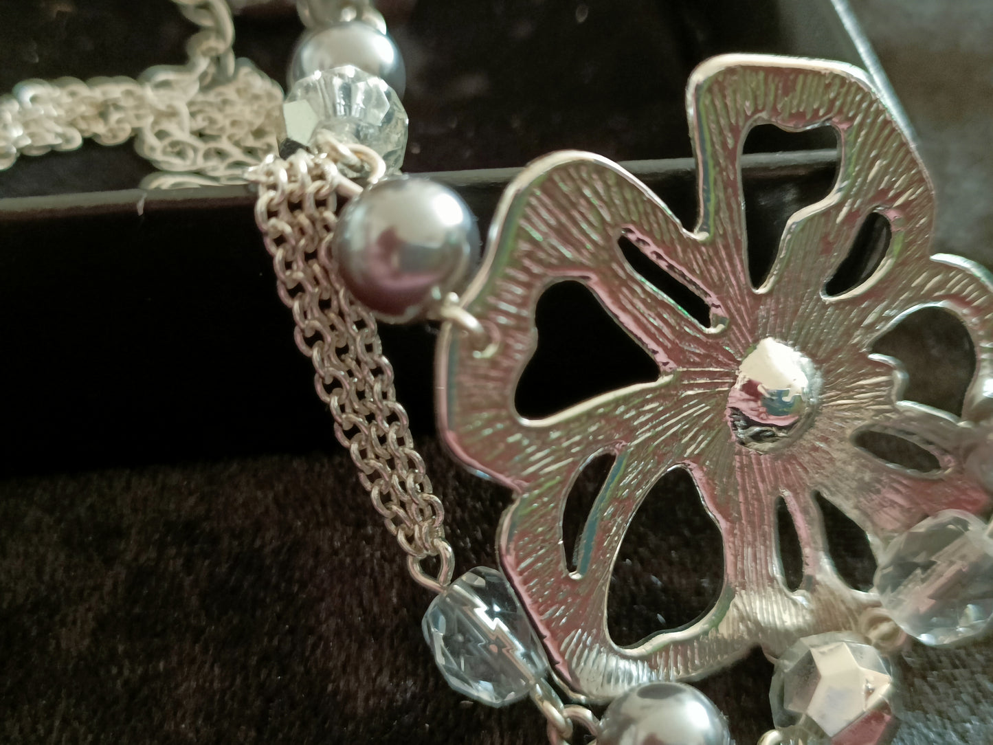Avon Katarina Necklace