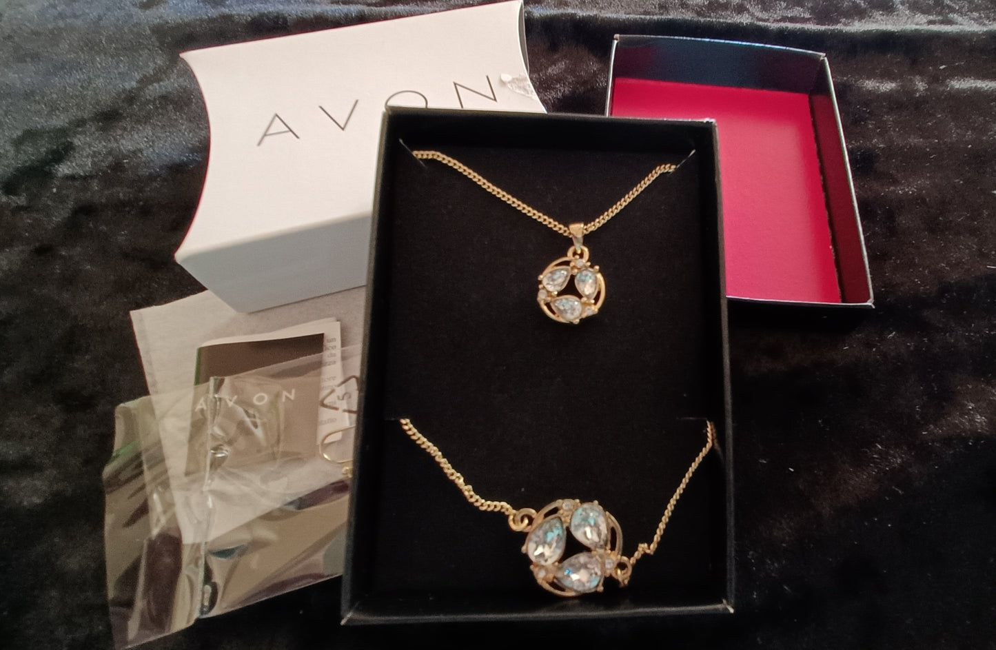 Avon Shimmer Embrace Shine 3 Piece Giftset