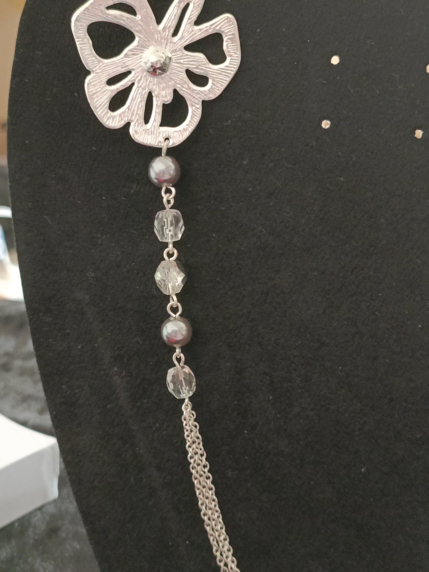 Avon Katarina Necklace