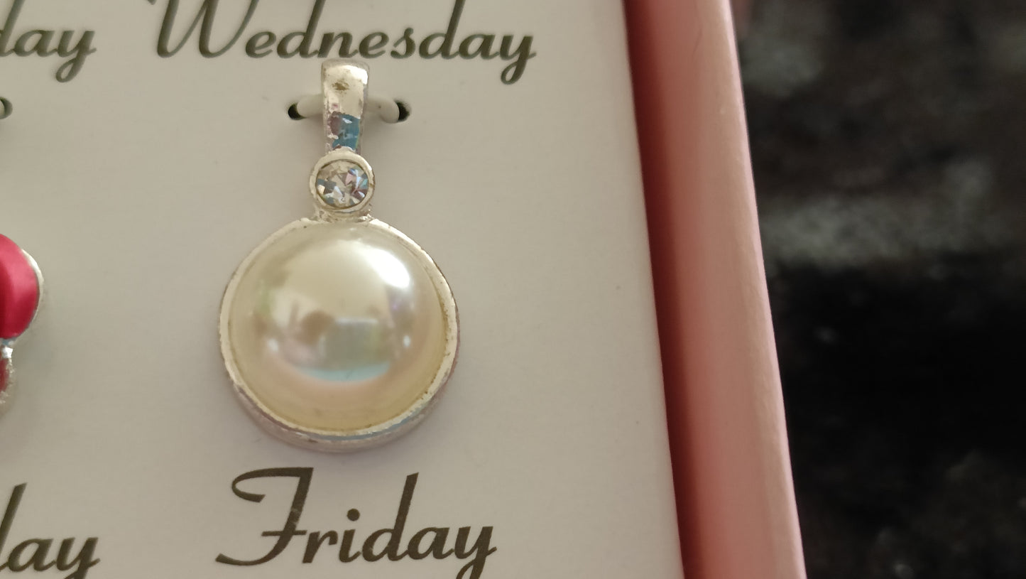 Avon Eternal Spring Necklace Set