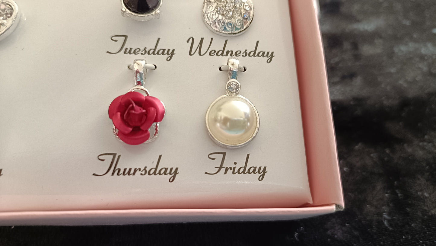 Avon Eternal Spring Necklace Set