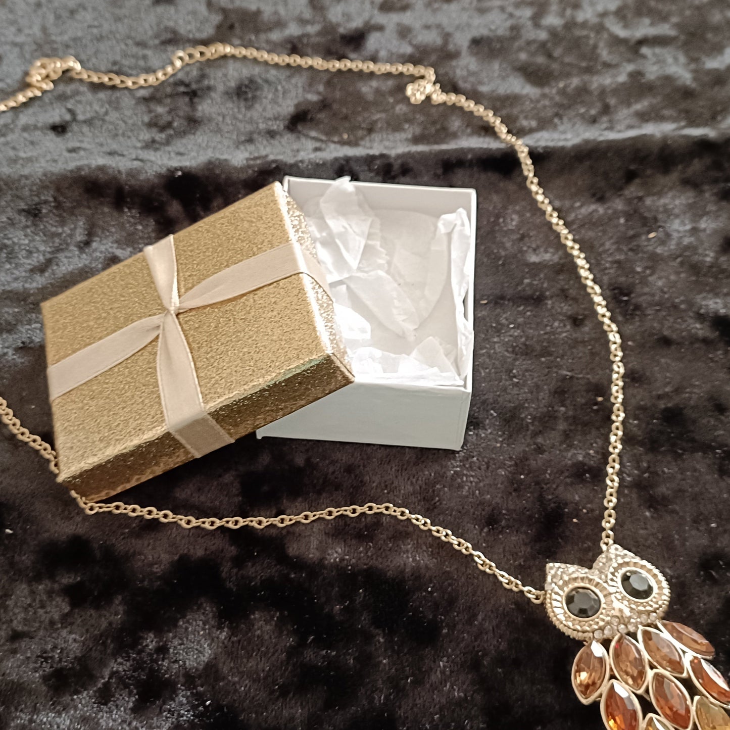 Avon Owl Pendant/Brooch