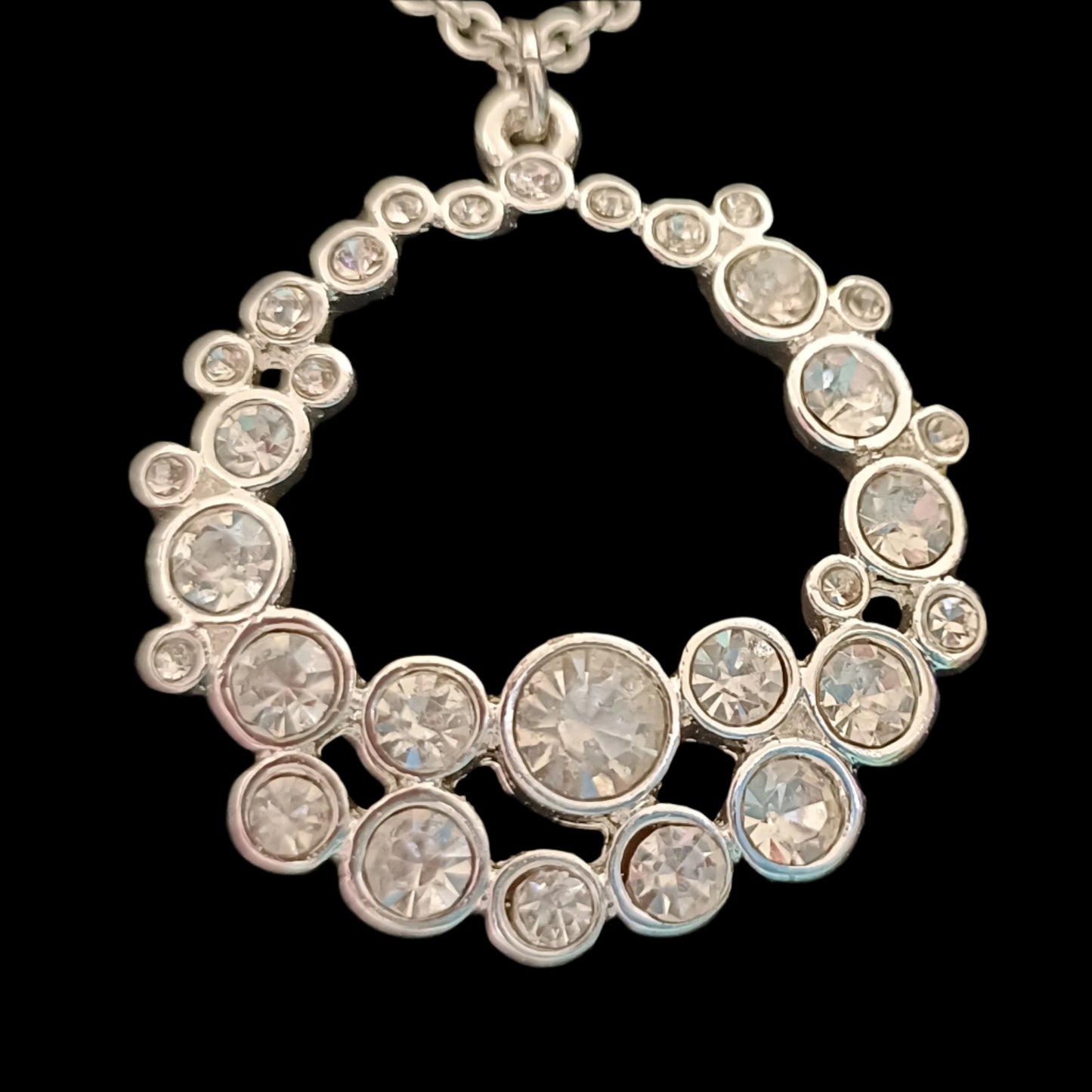 Avon Alanis Fine Chain Pendant Necklace
