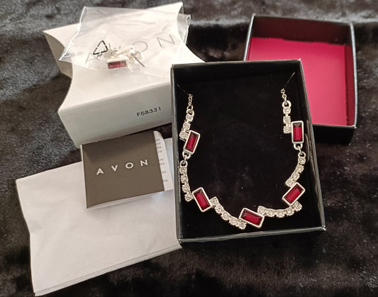 Avon Pillar Glam Jewellery Giftset