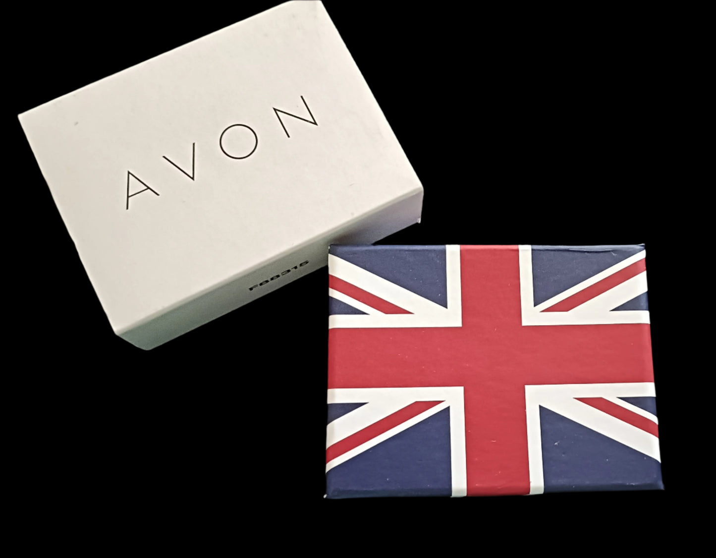 Avon Union Jack Charm Bracelet