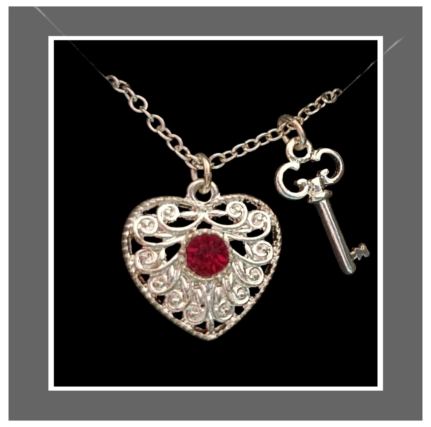 Avon Abrielle Necklace