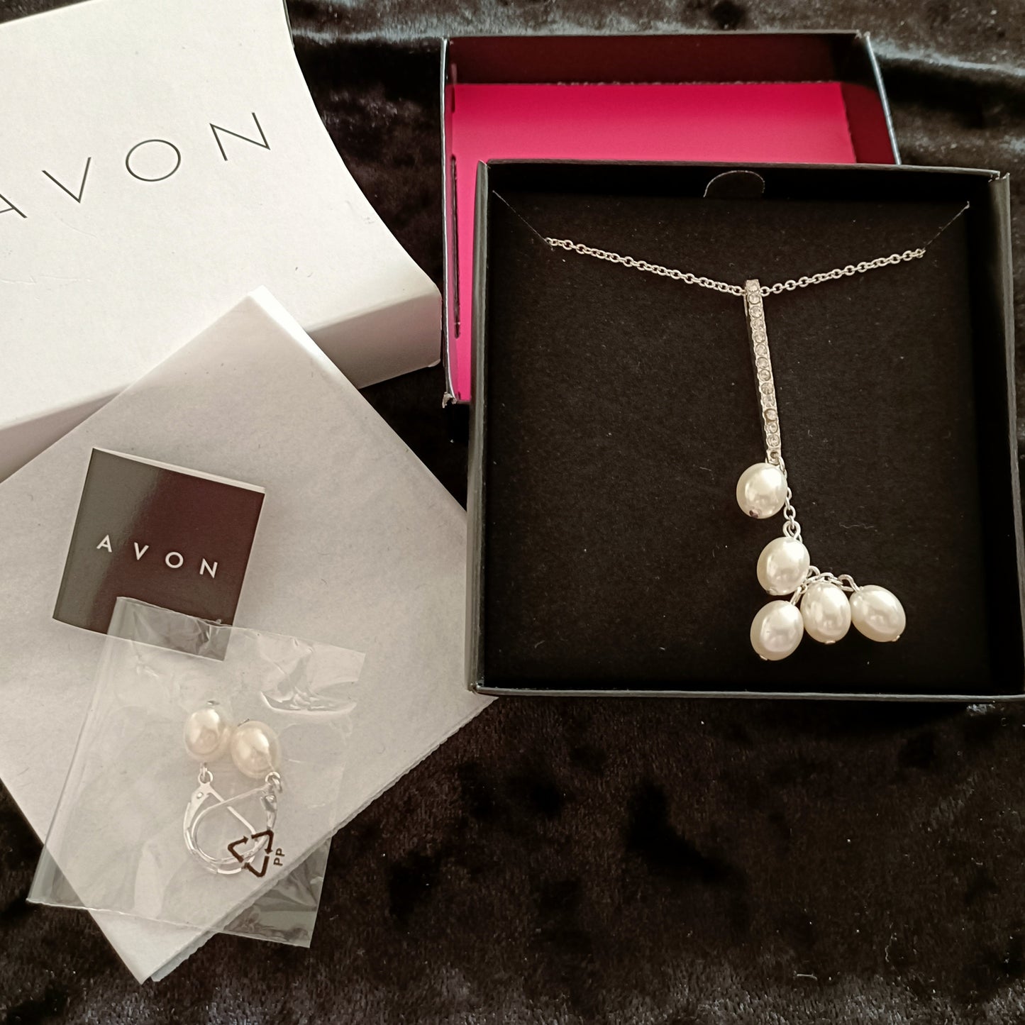 Avon Mariette Jewellery Giftset