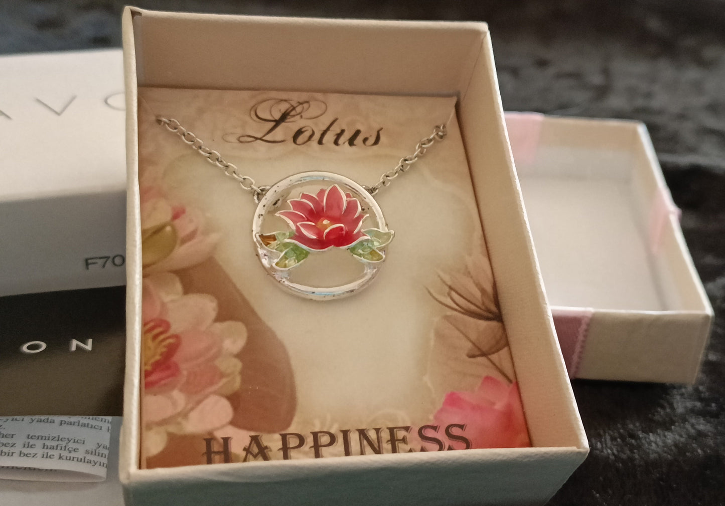 Avon Floral Inspirations Necklace Series - Happiness
