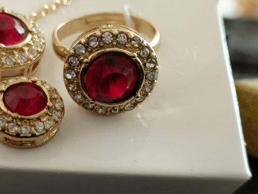 Avon Hilary Jewellery Giftset