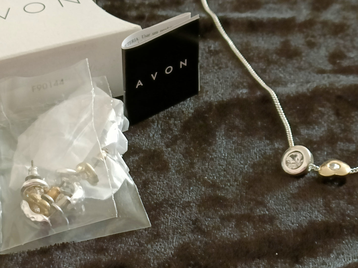 Avon Nova Interchangeable Jewellery Giftset