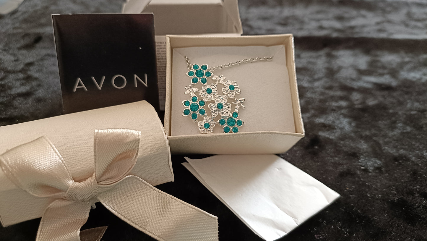Avon Xena Necklace