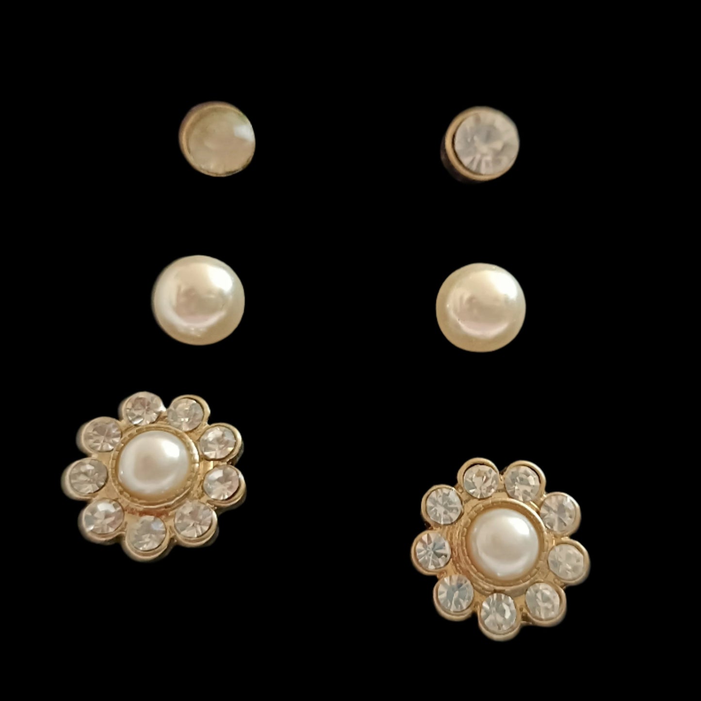 Diamante and Faux Pearl Floral Pendant and Earring Set
