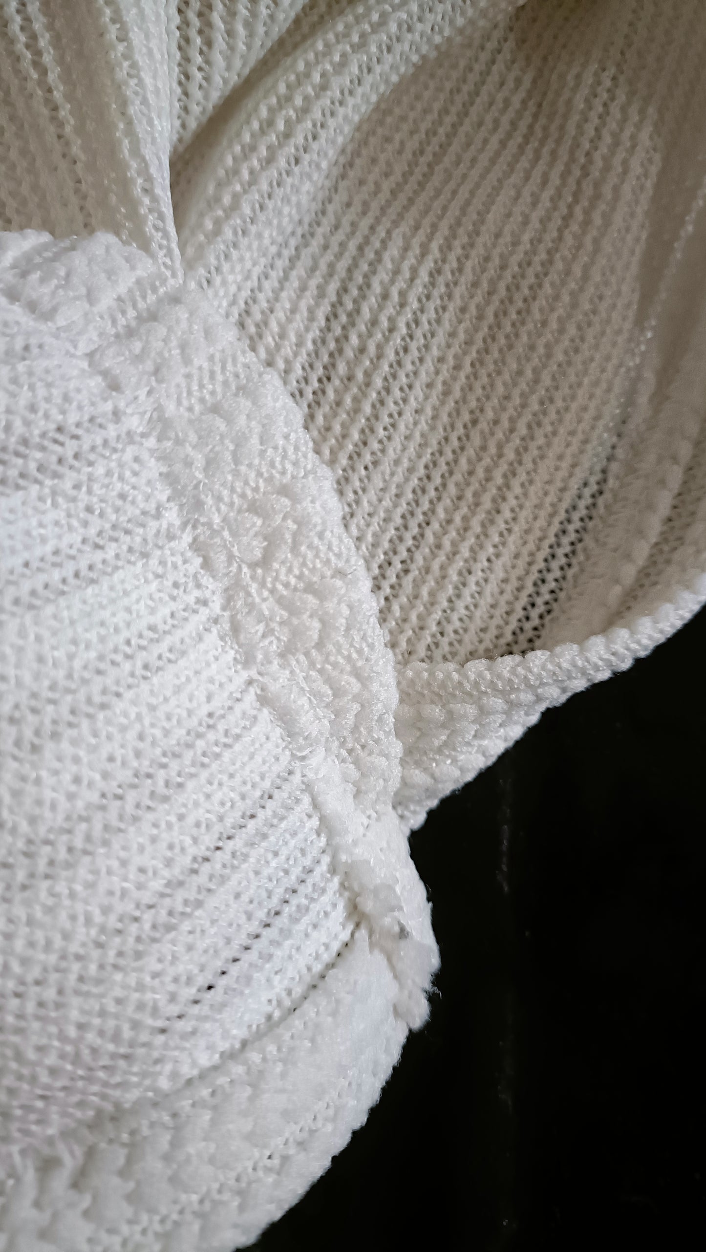 Cream Lightweight Long Sleeved Ribbed Cardigan