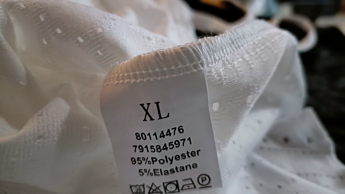 Eyelet Embroidery Vest Top