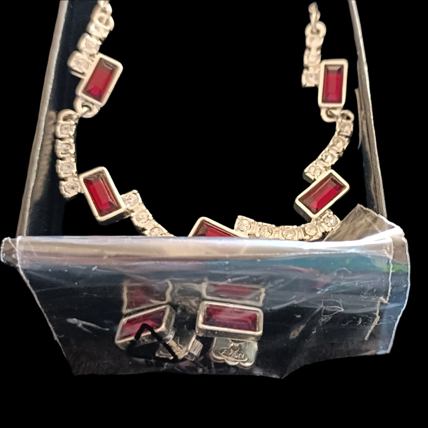 Avon Pillar Glam Jewellery Giftset