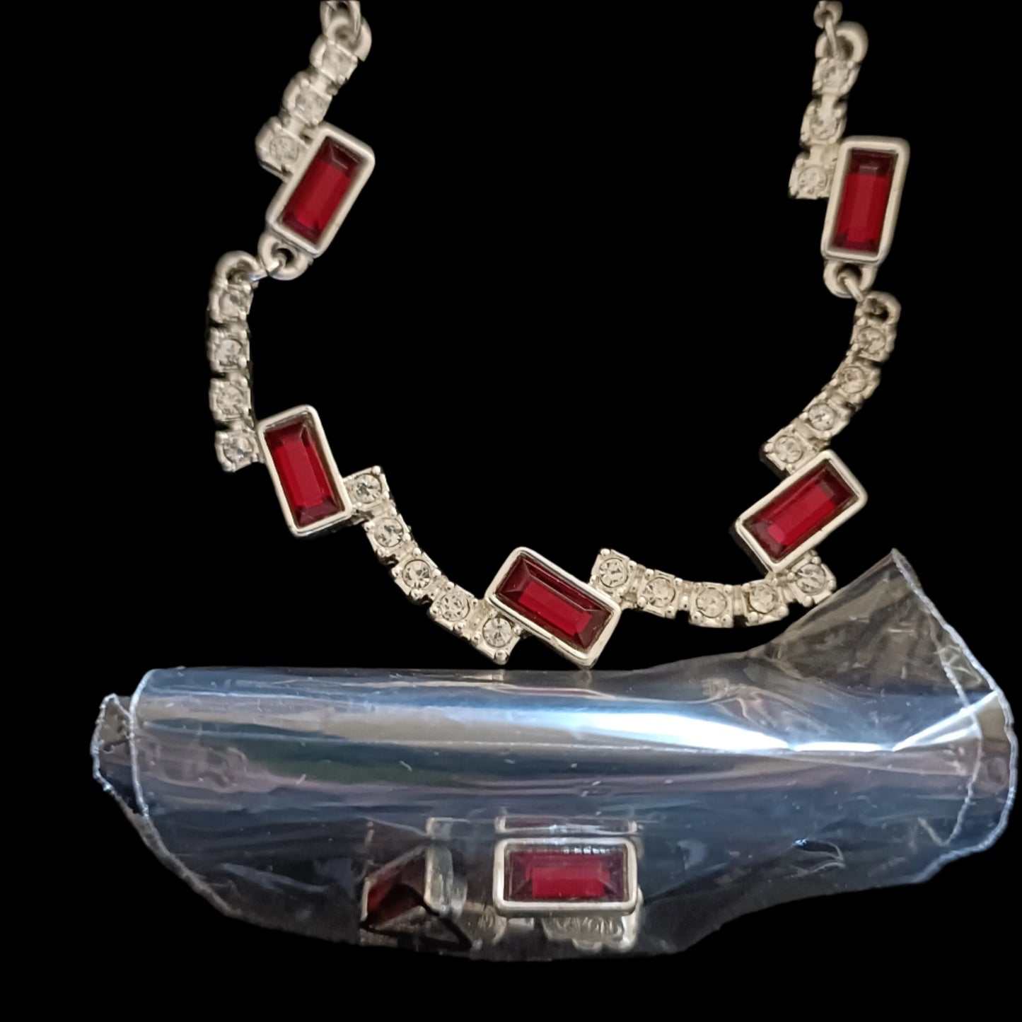 Avon Pillar Glam Jewellery Giftset