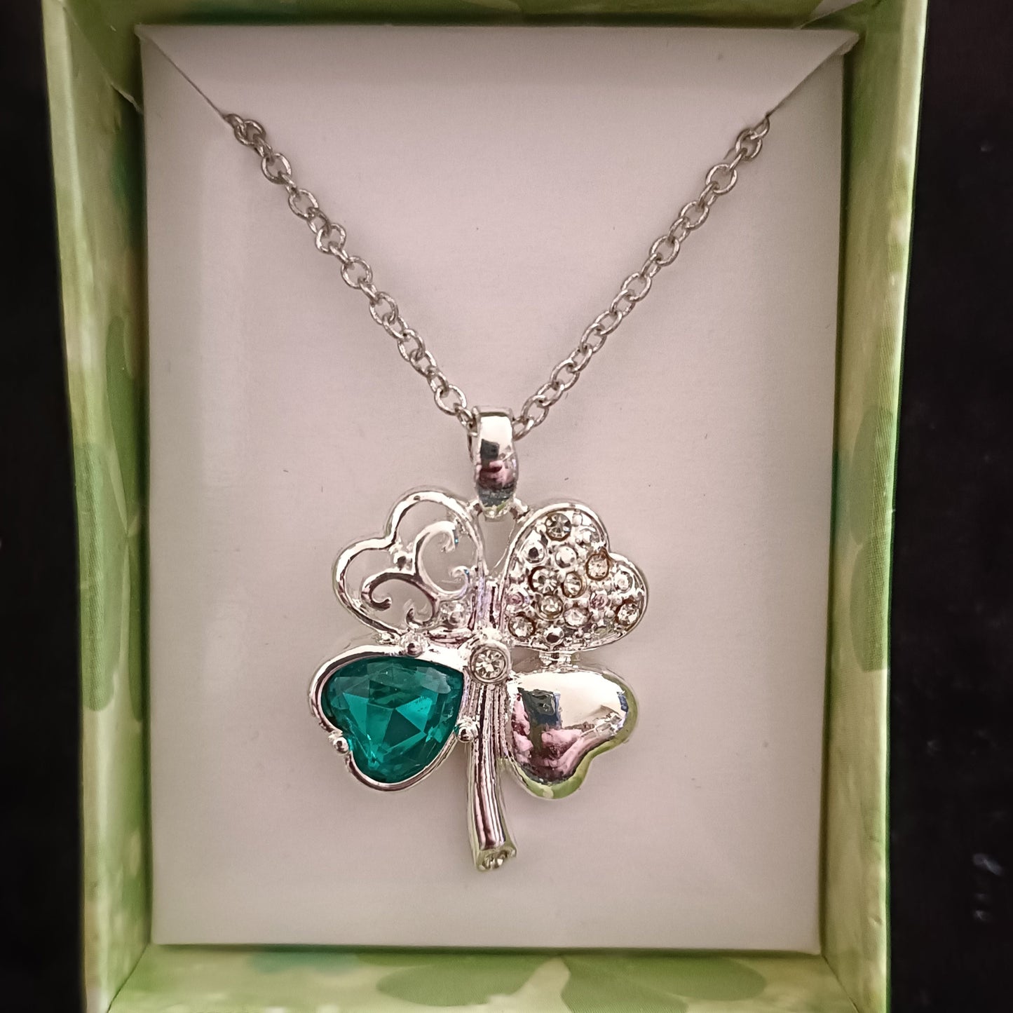 Avon Four Leaf Clover Necklace