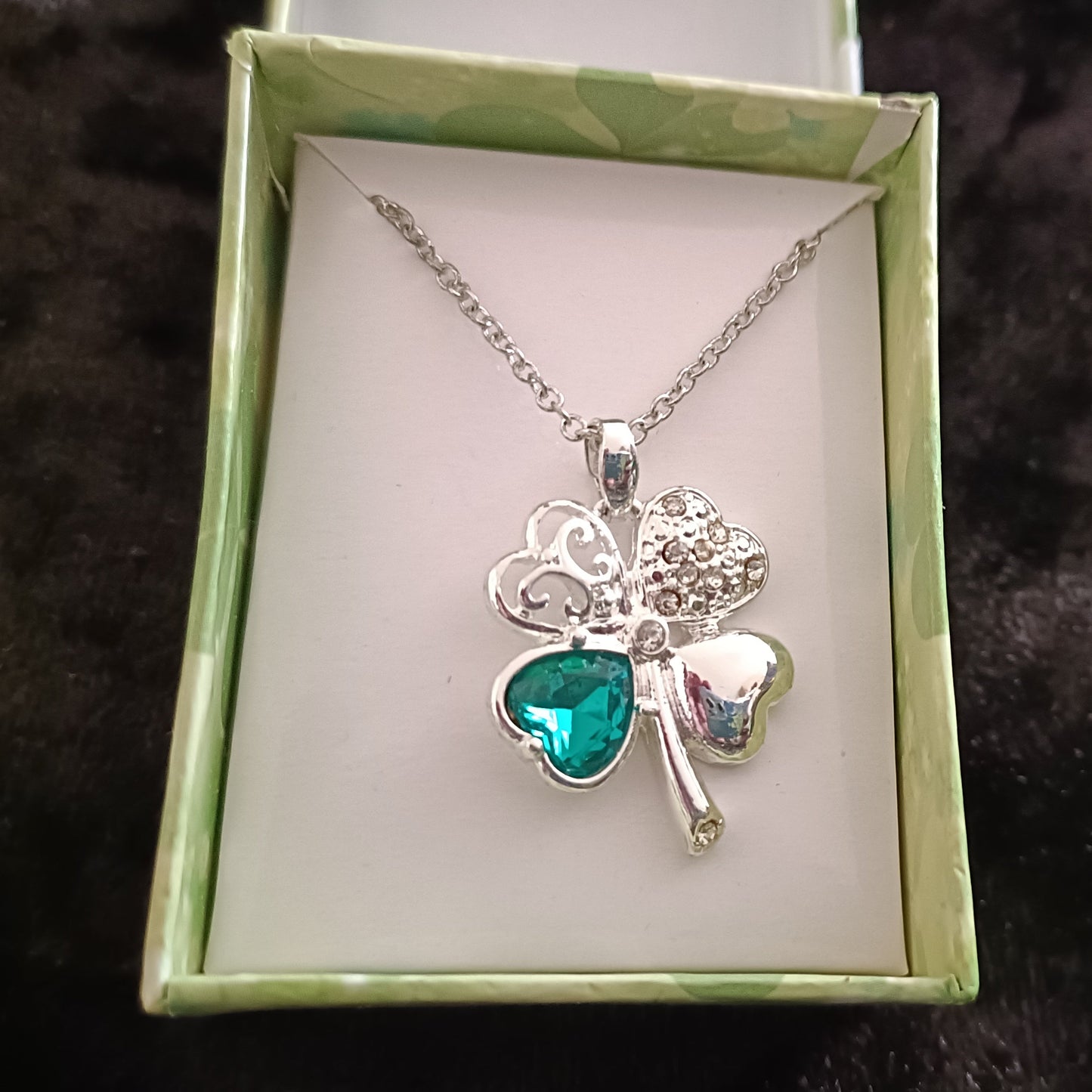 Avon Four Leaf Clover Necklace