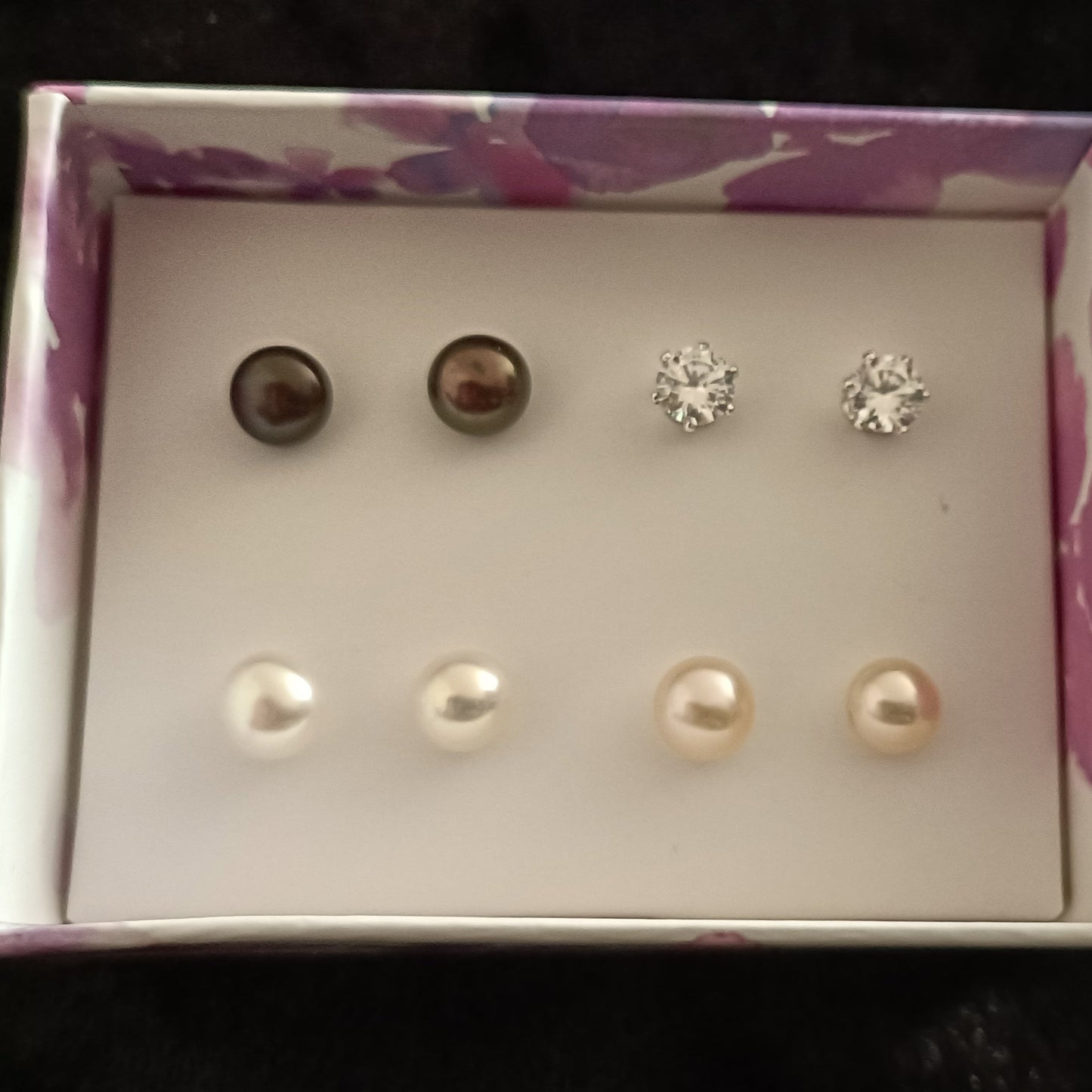 Avon Elina Earring Gift Set