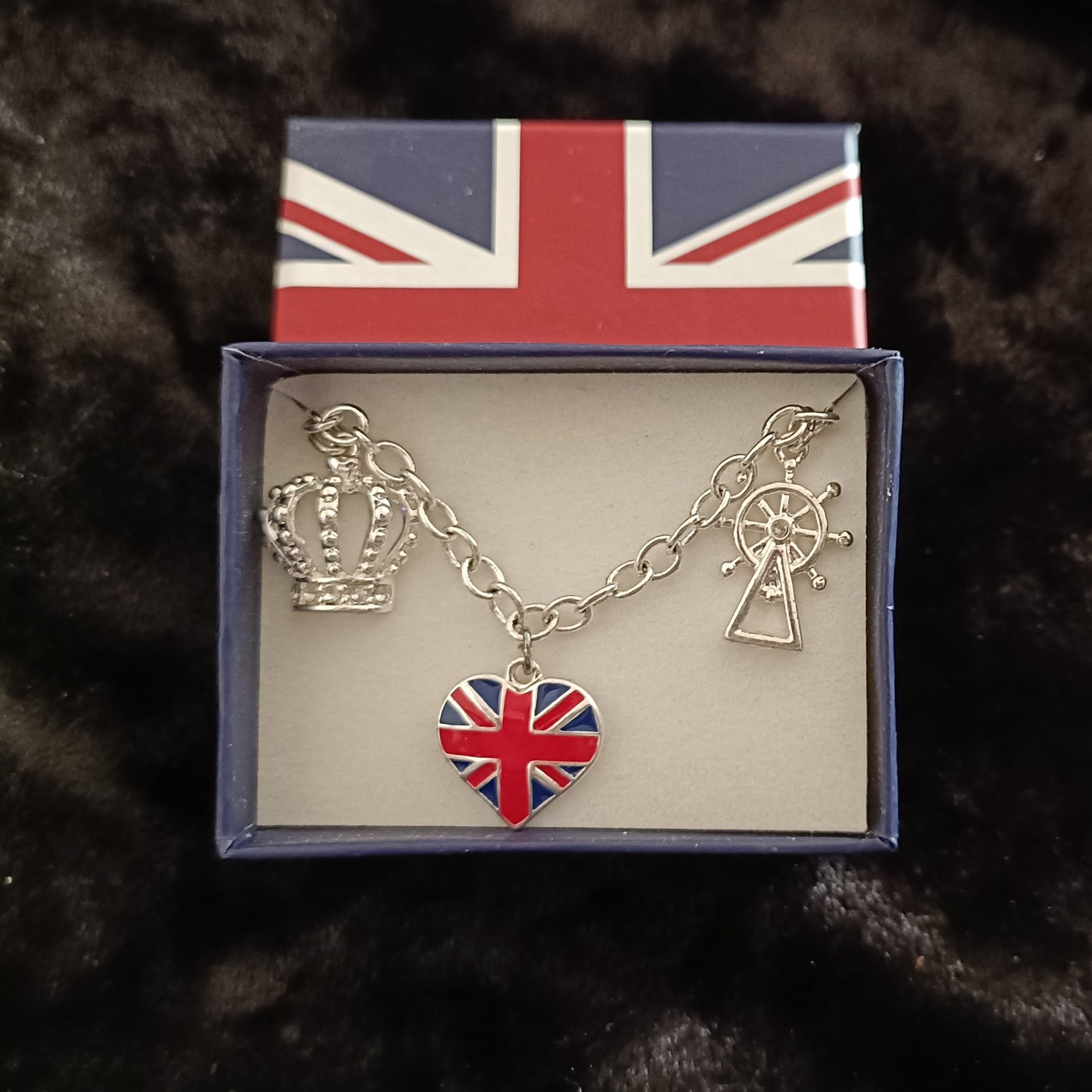 Avon Union Jack Charm Bracelet