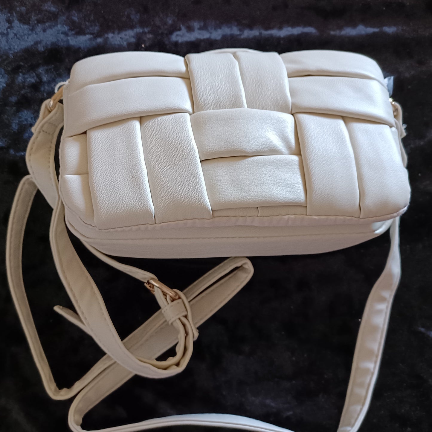 Cream Basket Weave Effect Front Shoulder Bag