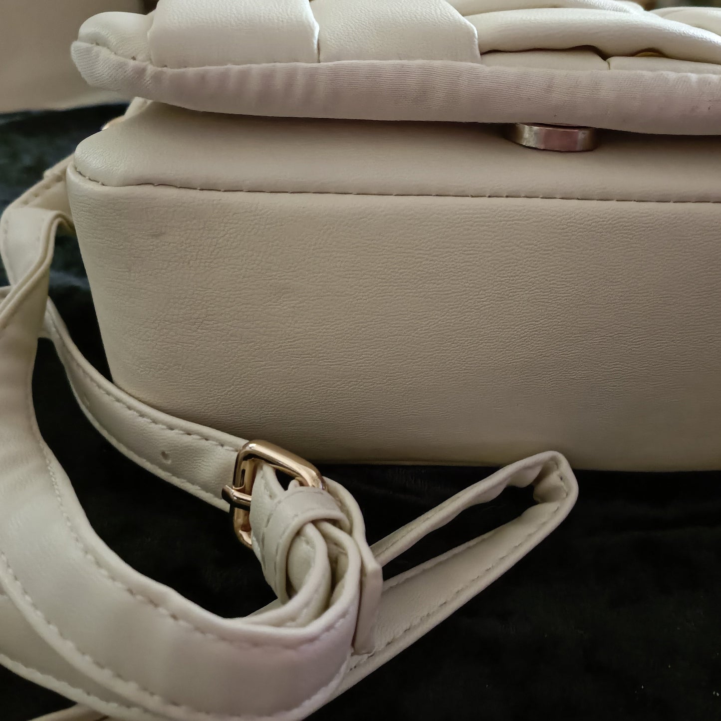 Cream Basket Weave Effect Front Shoulder Bag