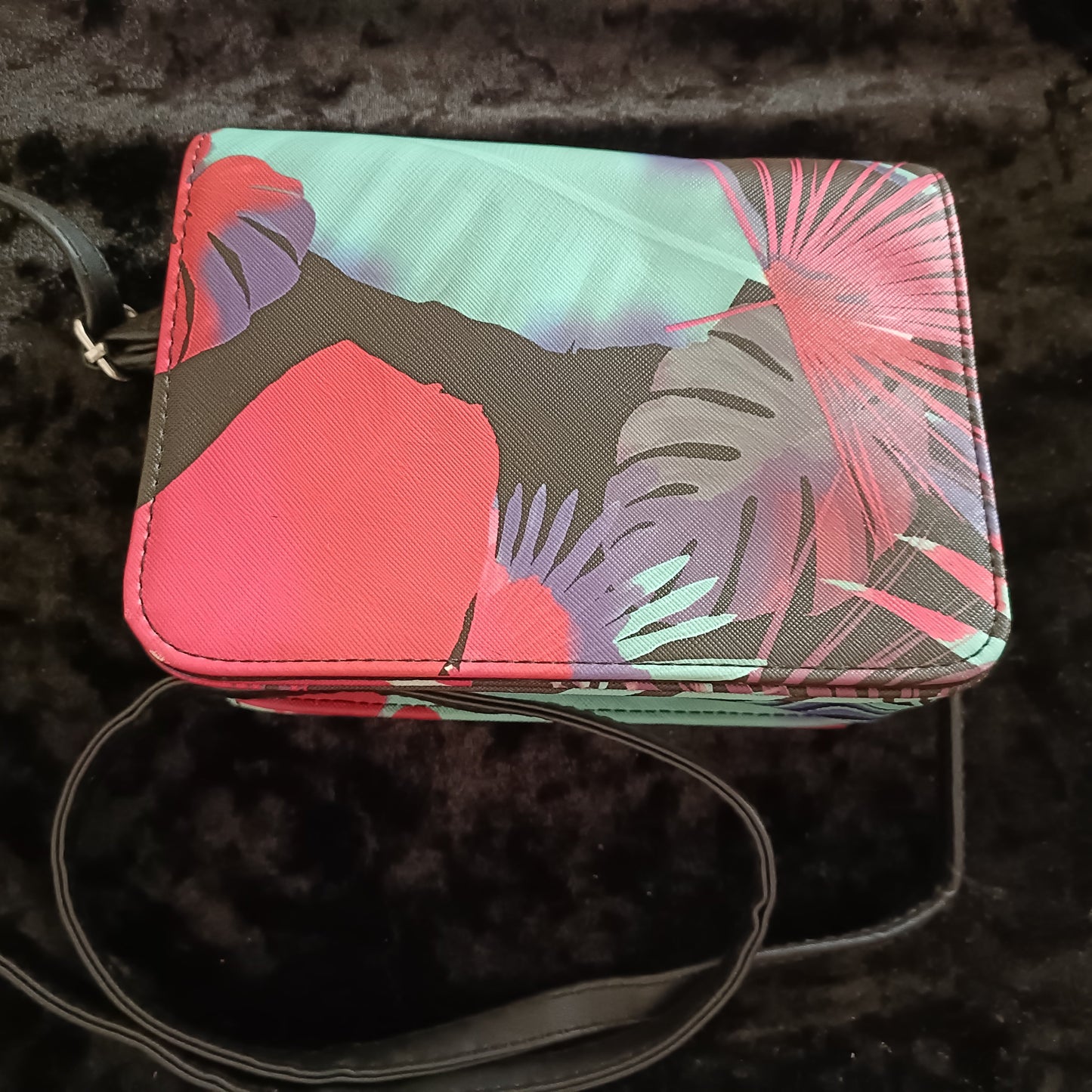 Shoulder Bag with Tropical Palm Leaf Design