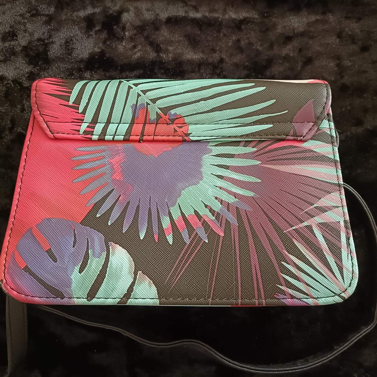 Shoulder Bag with Tropical Palm Leaf Design