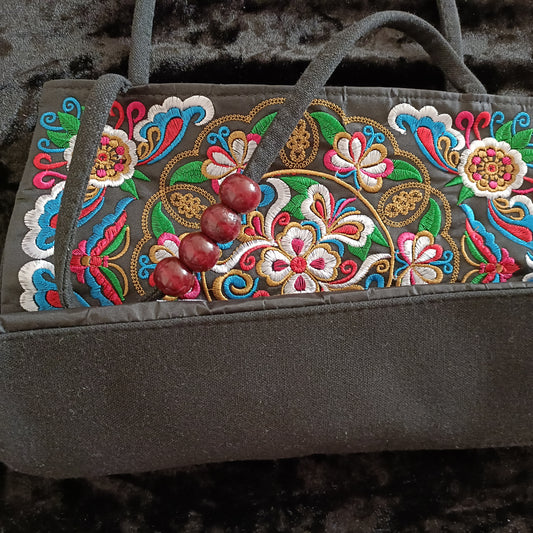 Floral Embroidered Handbag