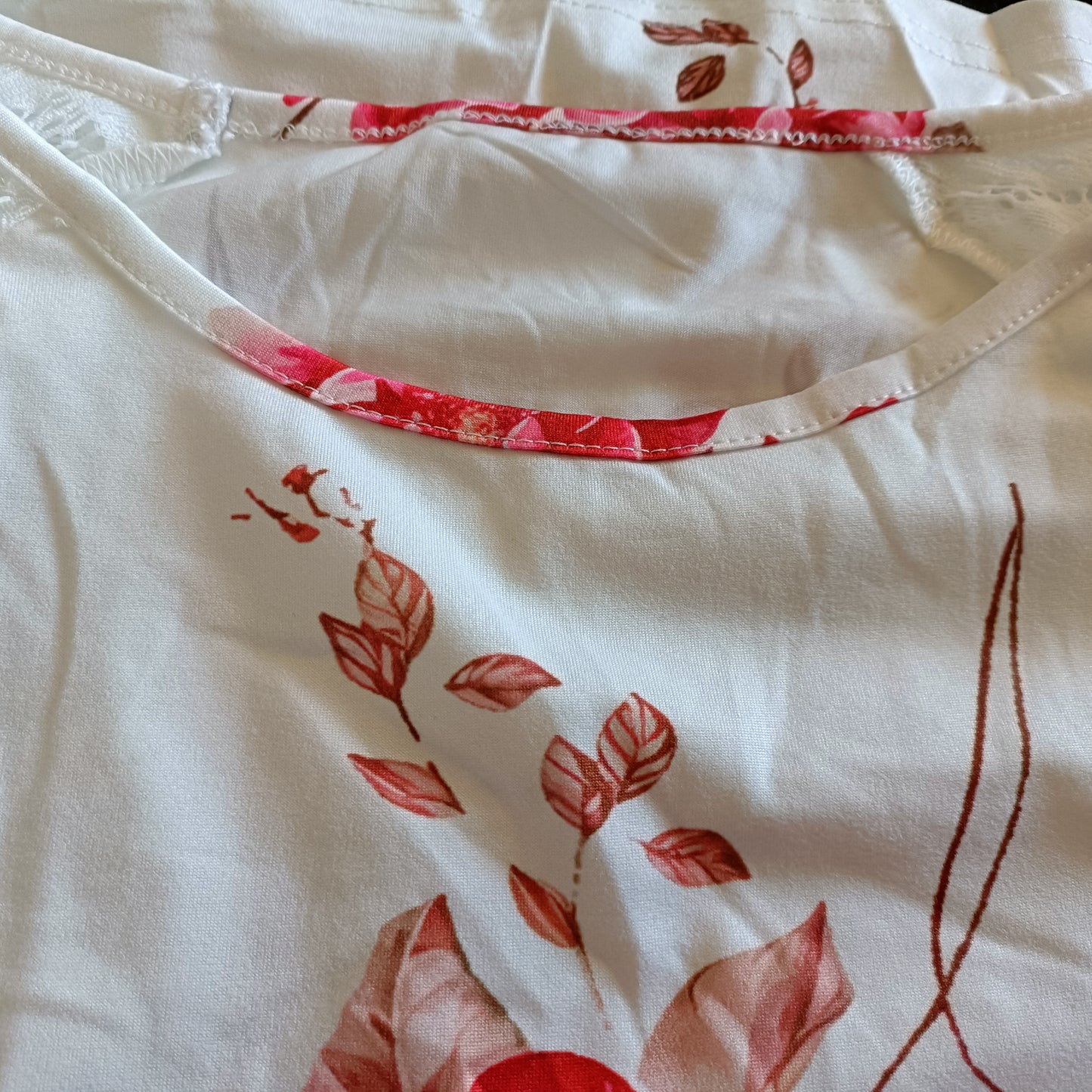 White Lace Raglan Sleeve Top with Red Flower Print