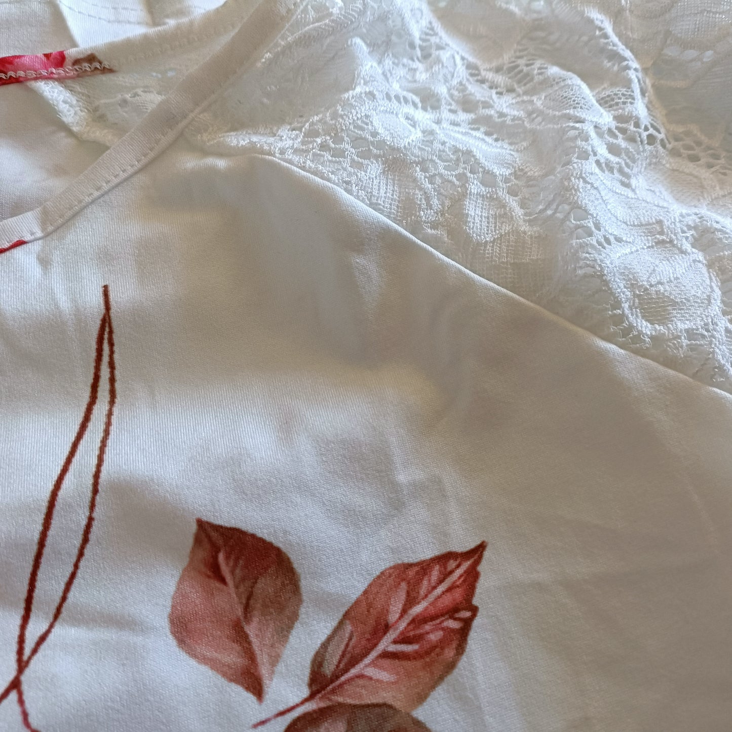 White Lace Raglan Sleeve Top with Red Flower Print