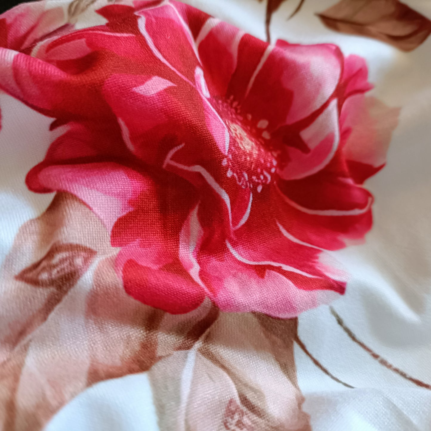 White Lace Raglan Sleeve Top with Red Flower Print