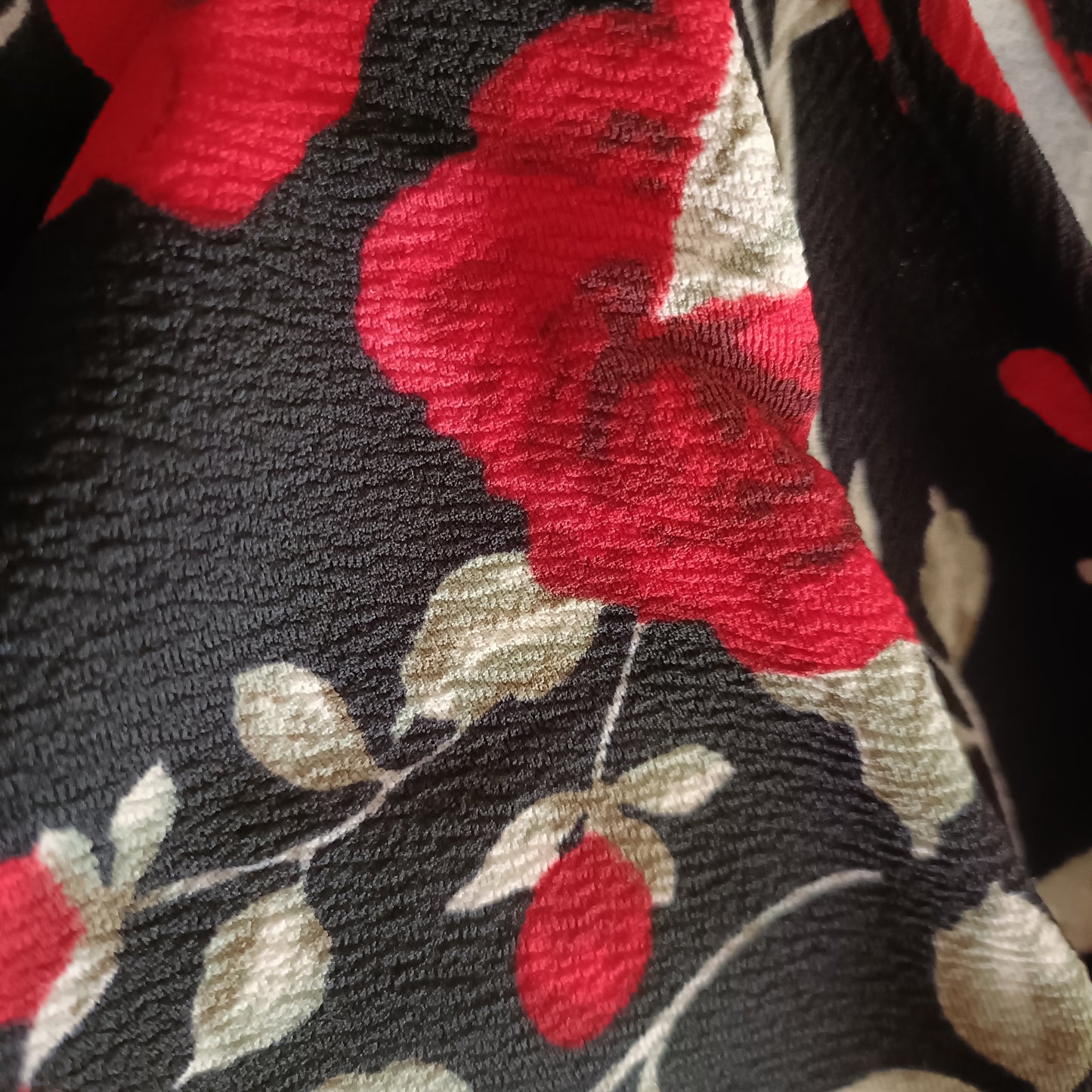 Red Roses Vest Top